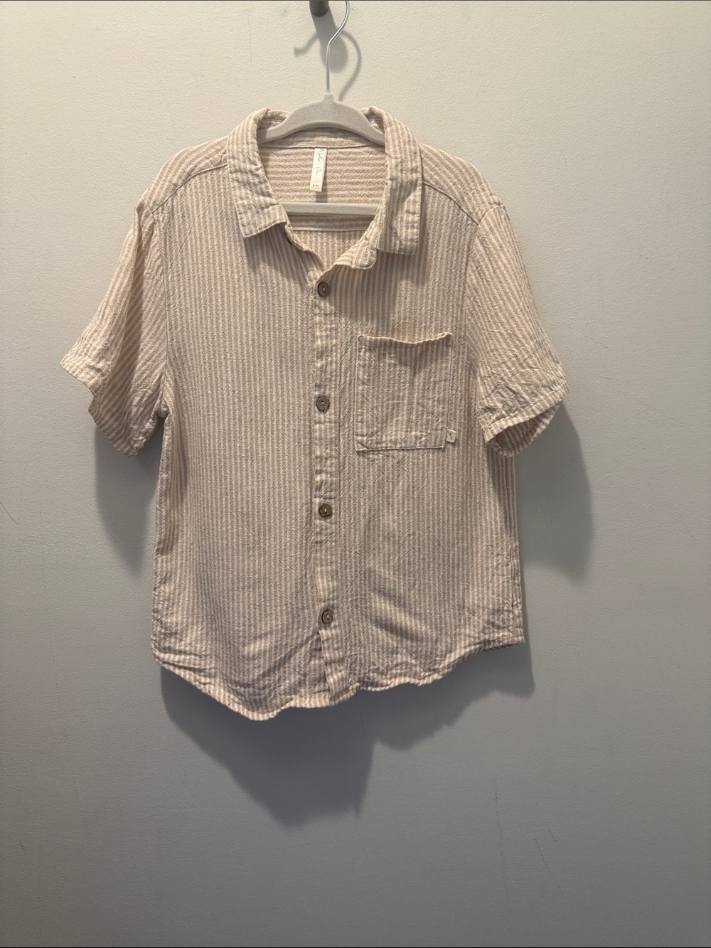 Rylee + Cru linen short sleeve shirt in size 6-7